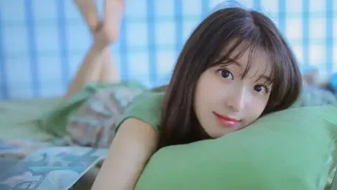 宇航员出舱画面